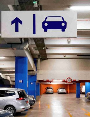 Right Parking Garage