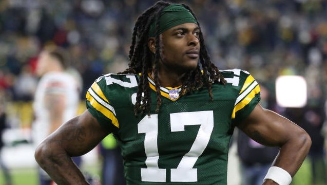 davante adams takes a swipe at the bears.